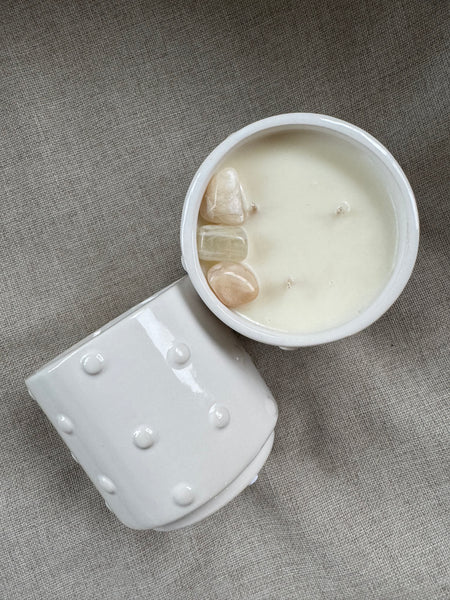 Vanilla Santal 14oz Dots